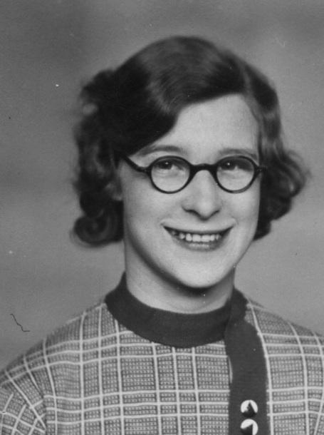 Doris Lilian Reynolds, about 1934